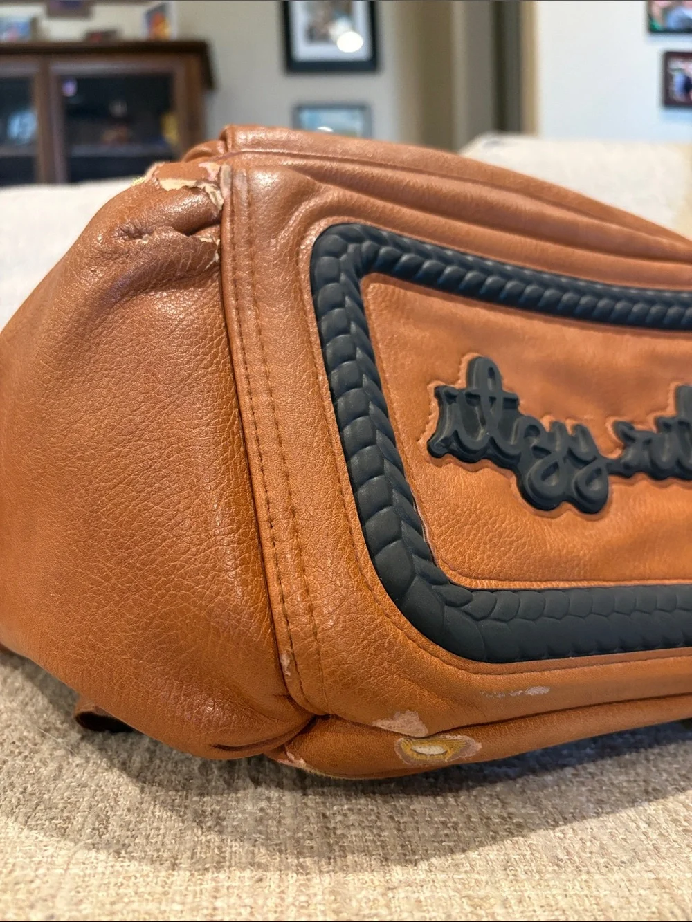 Itzy Ritzy boss baby diaper bag, cognac